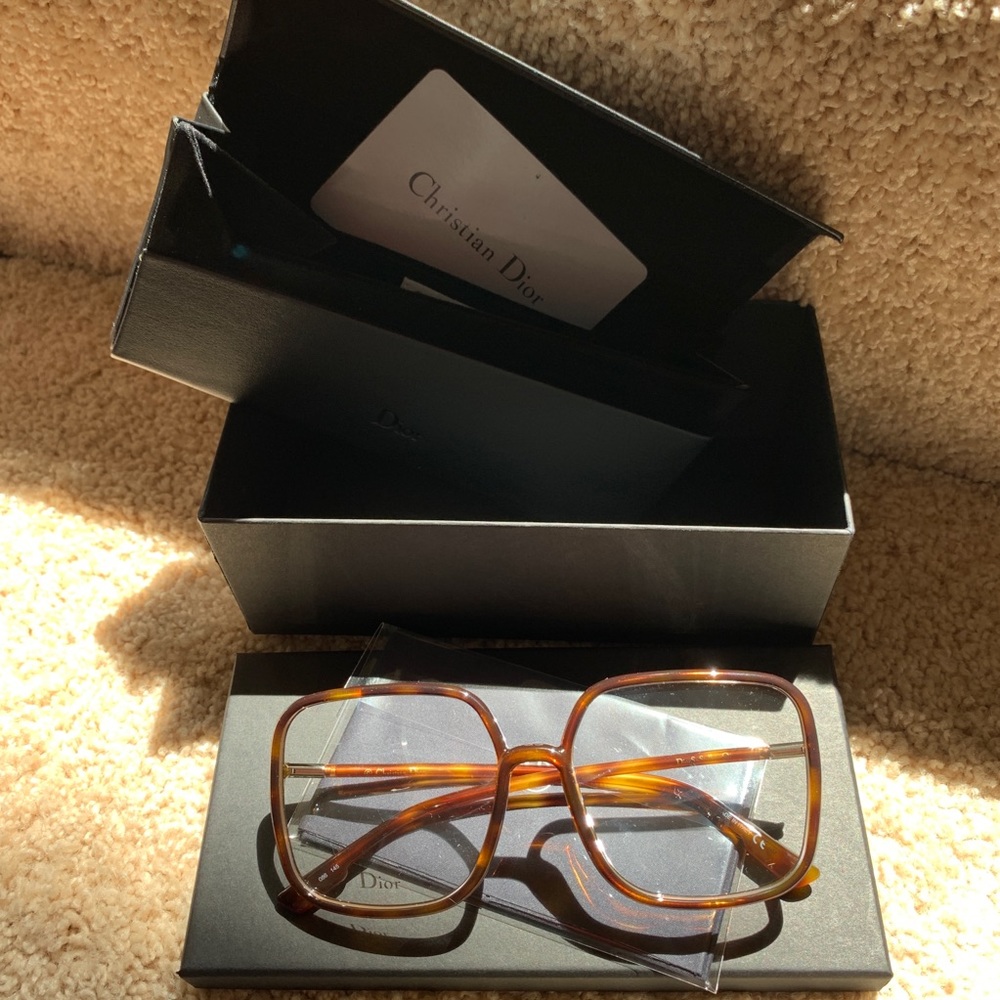 Dior stellaire oversized glasses